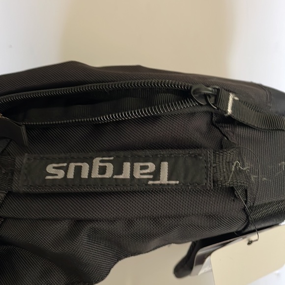 Targus black backpack 13.6 x 8.66 x 18.31 NEW with tags - Picture 8 of 13
